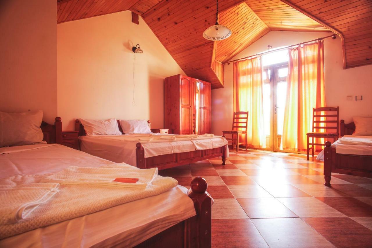 Guest House Yoanna บัลชิค ภายนอก รูปภาพ